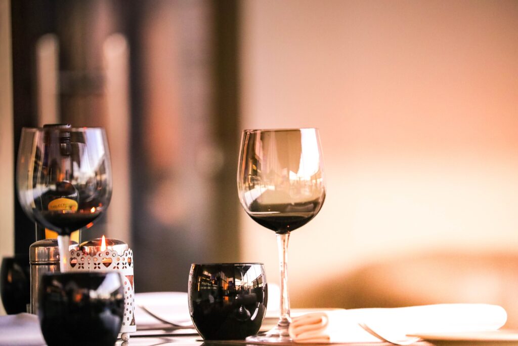 Restaurant-Websites: Warum Speisekarte, Reservation und Fotos entscheiden Restaurant-Websites: Warum Speisekarte, Reservation und Fotos entscheiden
